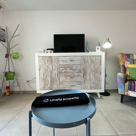 Tutti Frutti Con Piscina, Terraza Soleada Privada, Primera Planta Y Wi-Fi Corralejo Eksteriør bilde