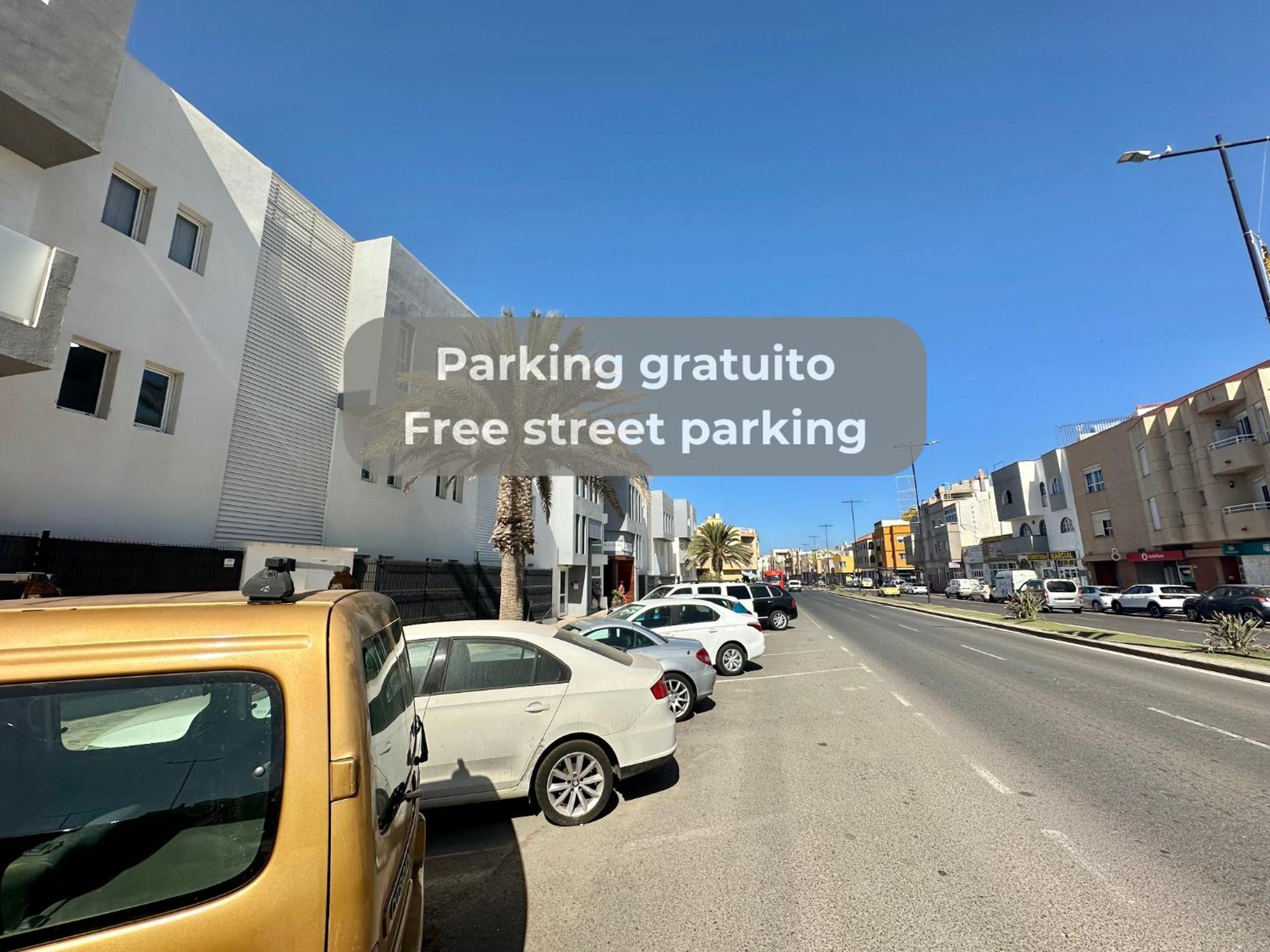 Tutti Frutti Con Piscina, Terraza Soleada Privada, Primera Planta Y Wi-Fi Corralejo Eksteriør bilde